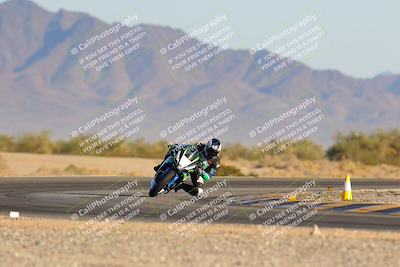 media/Dec-09-2023-SoCal Trackdays (Sat) [[76a8ac2686]]/Turn 15 Set 2 (245pm)/